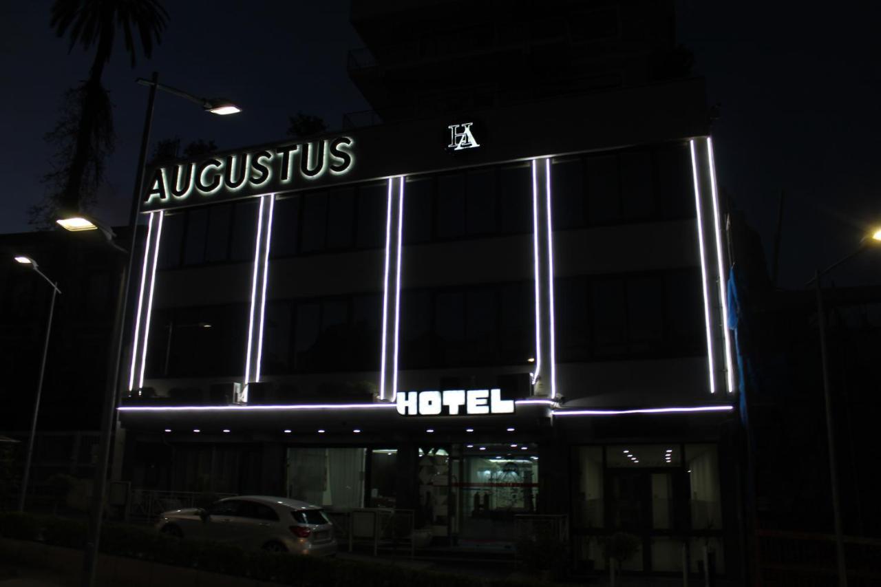 Augustus Hotell Ottaviano Exteriör bild